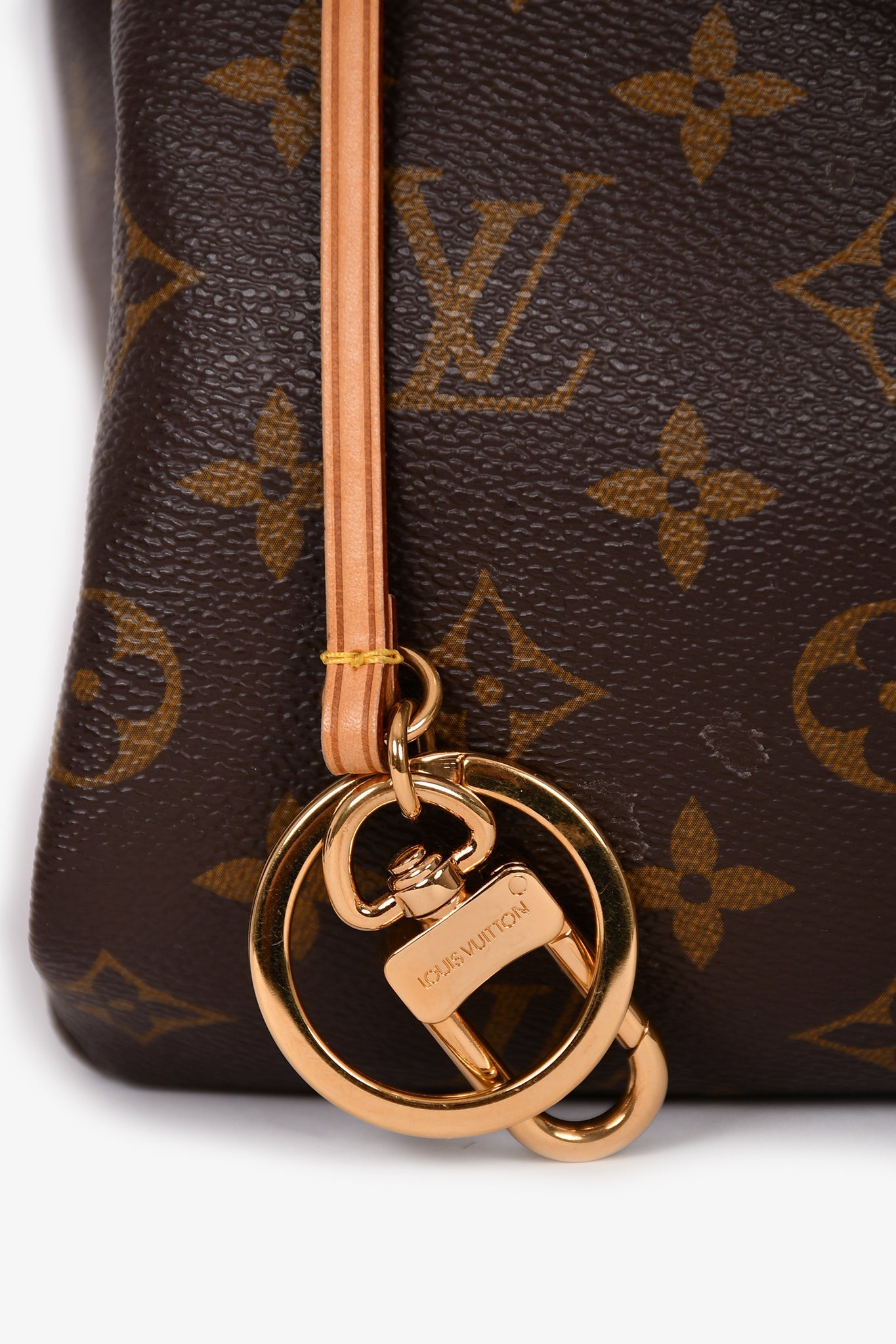 Louis Vuitton Monogram Artsy MM Tote